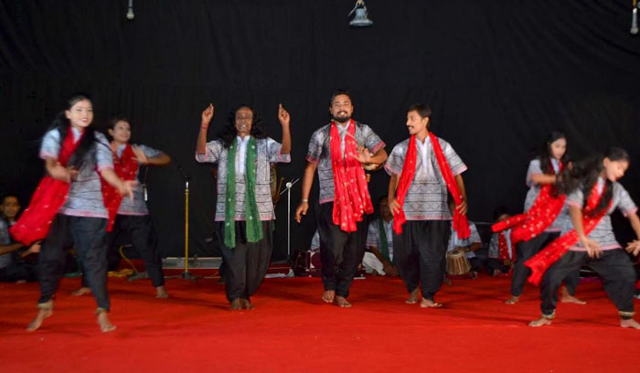 বগুড়ায় শিল্পকলা একাডেমিতে ‘খোকা-মুজিব বঙ্গবন্ধু’ নাট্যপালা মঞ্চায়িত