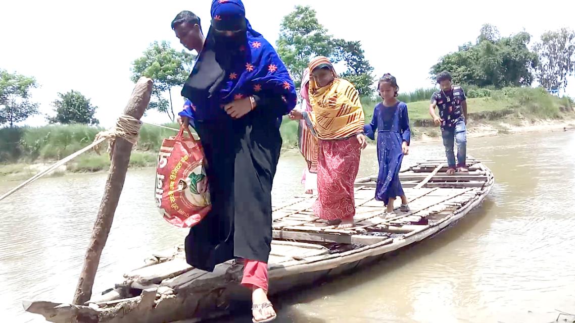 একটি সেতু বদলে দিতে পারে বিরামপুরের ১০ গ্রামবাসীর জীবনমান