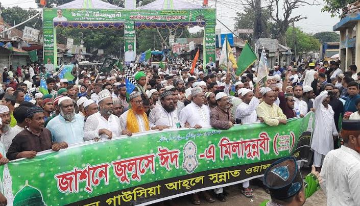 সৈয়দপুরে ঈদে মিলাদুন্নবীর (সাঃ) পালিত, জশনে জুলুছে মানুষের ঢল
